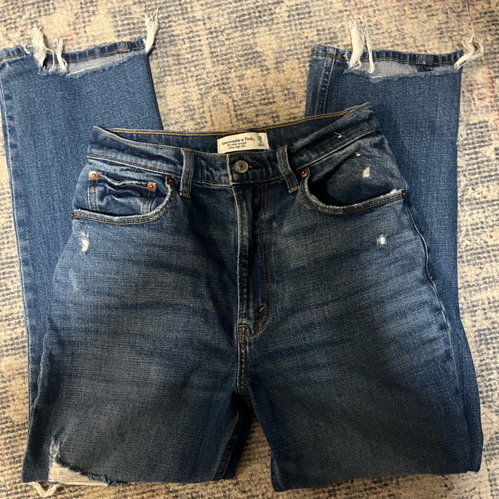 Abercrombie and fitch Ankle straight high rise jeans